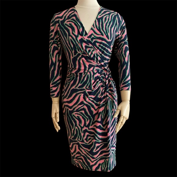 ANNE KLEIN | Pink Faux Wrap Printed Sheath V-neck Dress, Size 6 - Picture 2 of 9